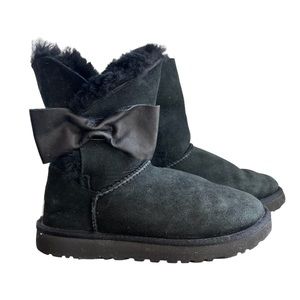 Ugg Classic Daelynn Boots